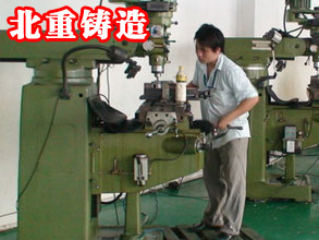 手搖磨床維修及（jí）導軌精密鏟刮