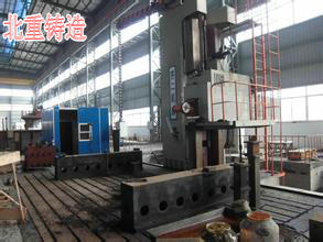 搖臂鑽工作（zuò）台